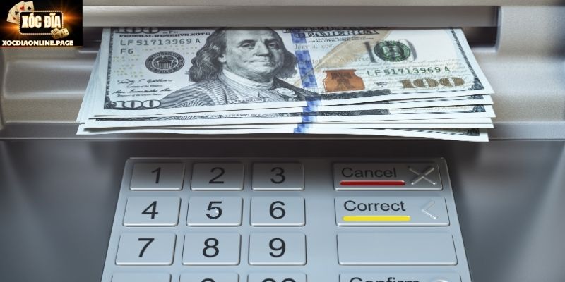 Giao dịch rút tiền qua ngân hàng trong nước